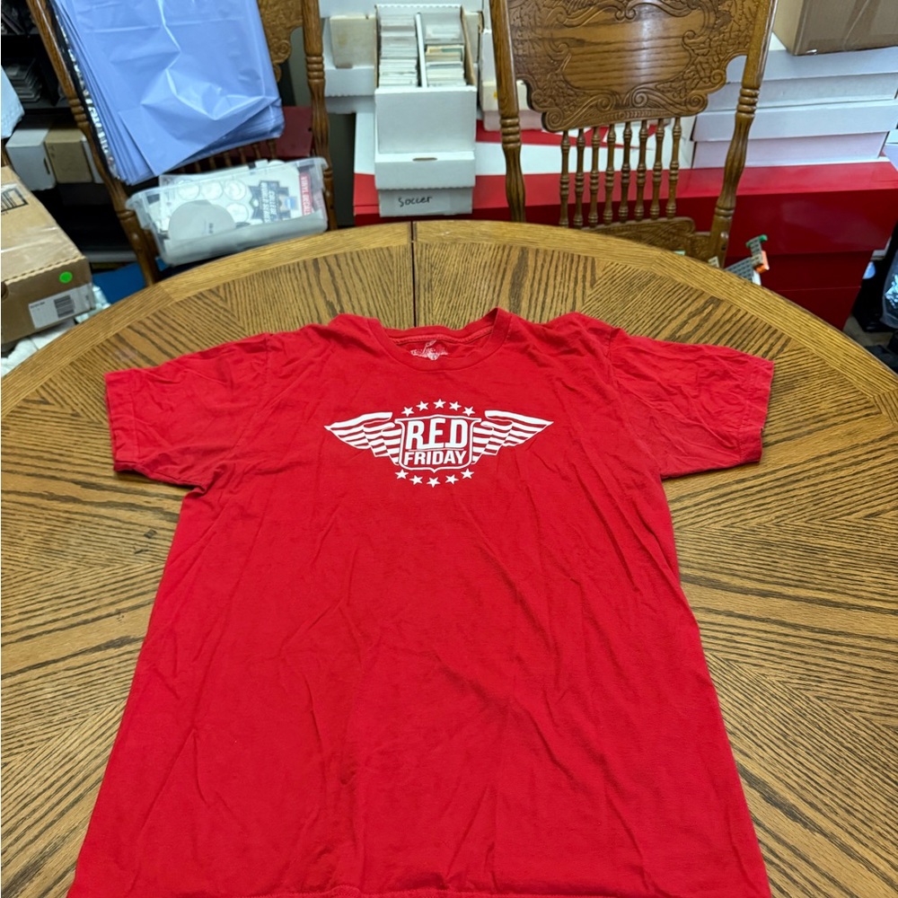 Red Friday Men's Winged Graphic Tee